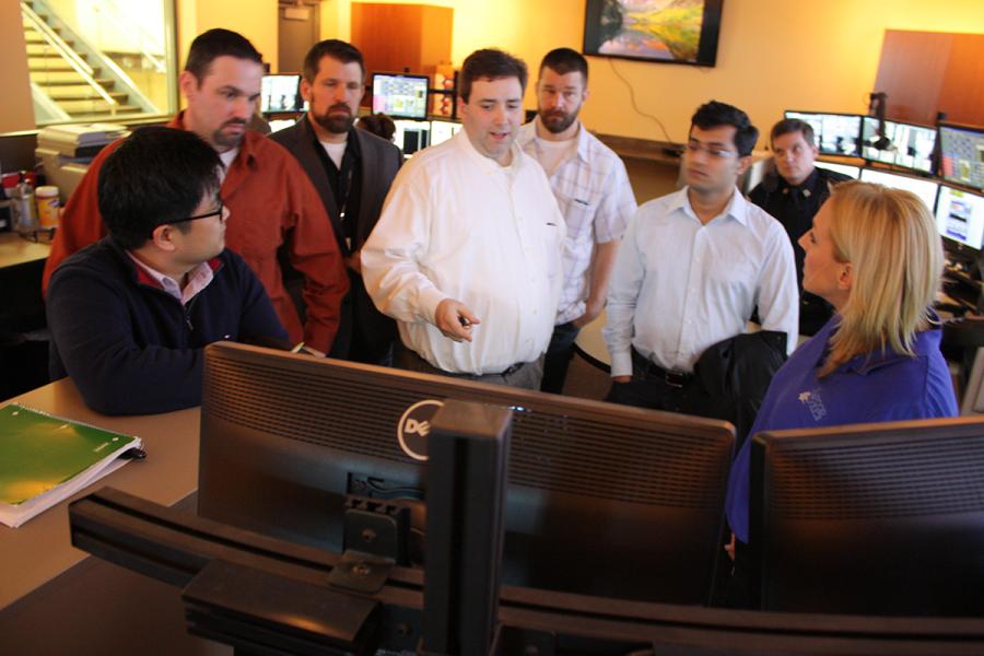 Group talking at a 911 call center