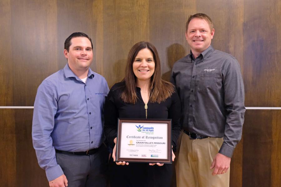 Grain Valley staff with Communities for All Ages Award